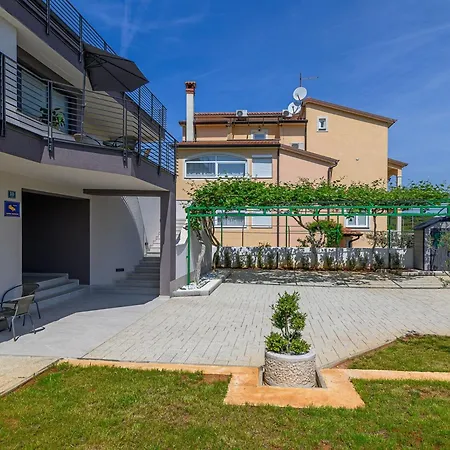Bohemia By Interhome Apartment *
