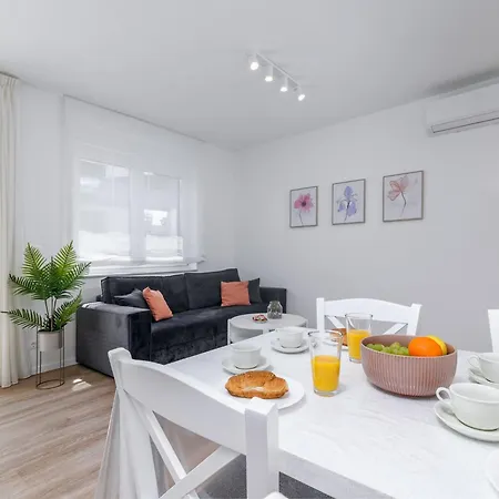 Bohemia By Interhome Apartament