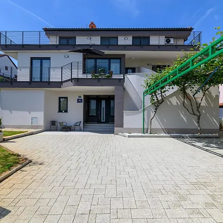 Apartament Bohemia By Interhome Rovinj